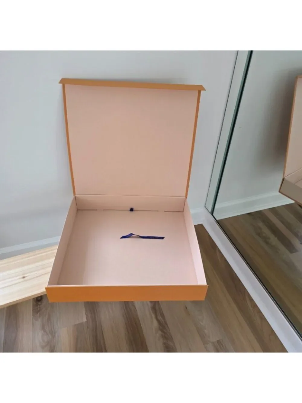 Authentic Louis Vuitton Empty Gift Packing Box Extra Large 19.25
